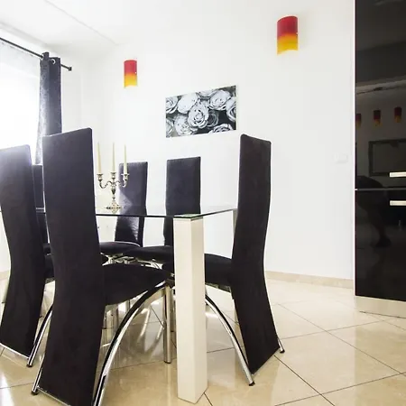 Apartment Seaside Apartments With A Swimming Pool Okrug Gornji, Ciovo - 5959 *