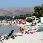 Seaside With A Swimming Pool Okrug Gornji, Ciovo - 5959