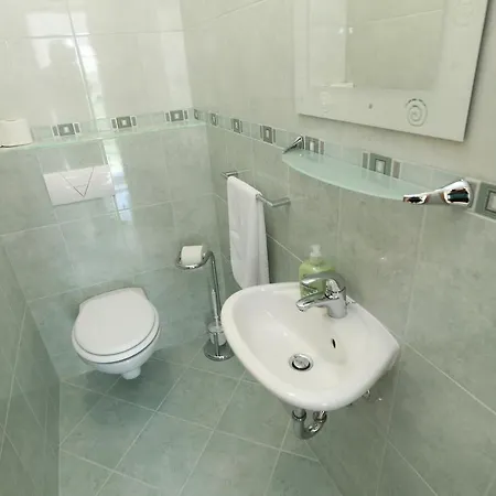 Apartman Seaside Apartments With A Swimming Pool Okrug Gornji, Ciovo - 5959